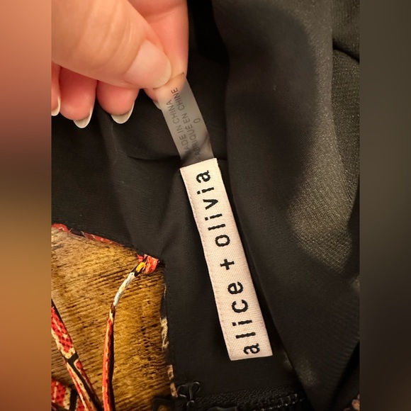 LIKE NEW ALICE + OLIVIA Laverne Asymmetric Ruffled Dress 0-2 Extra Small Floral - Picture 11 of 13